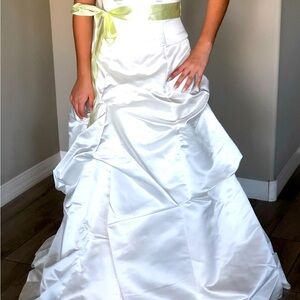 Women’s dress, new size 10 light ivory